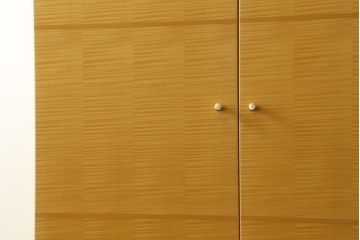 中古　松創(MATSUSO)　洗練された佇まいが魅力的な幅狭ワードローブ(洋服タンス、戸棚、収納棚、キャビネット)(R-076009)