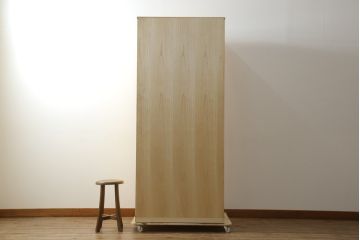 中古　松創(MATSUSO)　洗練された佇まいが魅力的な幅狭ワードローブ(洋服タンス、戸棚、収納棚、キャビネット)(R-076009)