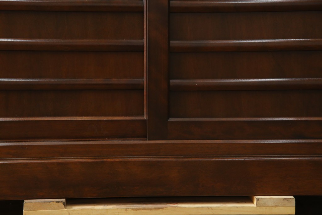 中古　美品　松本民芸家具　和モダンな雰囲気を醸し出す舞良型食器棚　定価約133万円　(R-076011)