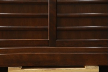 中古　美品　松本民芸家具　和モダンな雰囲気を醸し出す舞良型食器棚　定価約133万円　(R-076011)