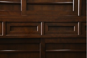 中古　美品　松本民芸家具　和モダンな雰囲気を醸し出す舞良型食器棚　定価約133万円　(R-076011)