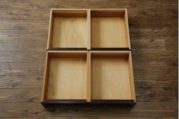 中古　美品　松本民芸家具　和モダンな雰囲気を醸し出す舞良型食器棚　定価約133万円　(R-076011)