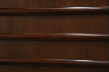 中古　美品　松本民芸家具　和モダンな雰囲気を醸し出す舞良型食器棚　定価約133万円　(R-076011)