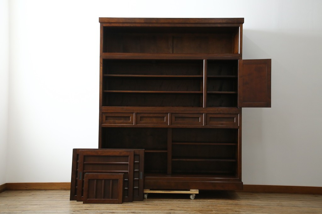 中古　美品　松本民芸家具　和モダンな雰囲気を醸し出す舞良型食器棚　定価約133万円　(R-076011)