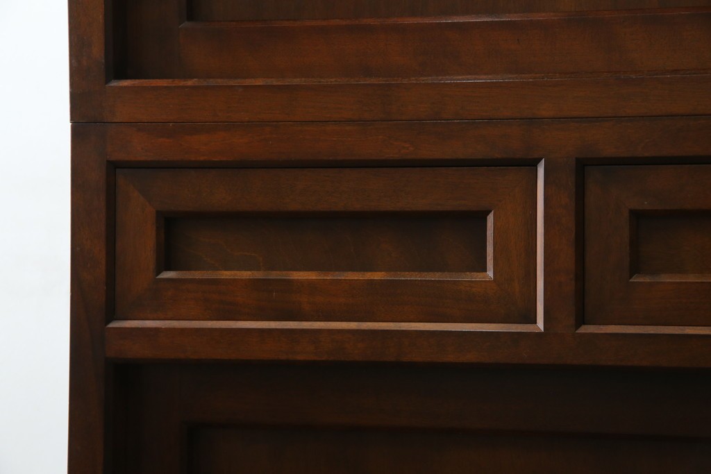 中古　美品　松本民芸家具　和モダンな雰囲気を醸し出す舞良型食器棚　定価約133万円　(R-076011)