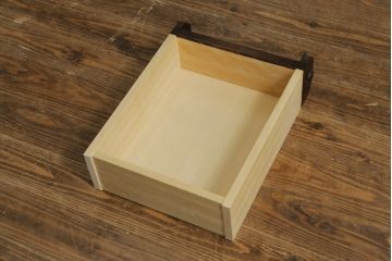 中古　星野民芸(星野民藝)　落ち着いたシックな色合いが魅力のキャビネット(水屋箪笥、食器棚、収納棚、戸棚)(R-076012)