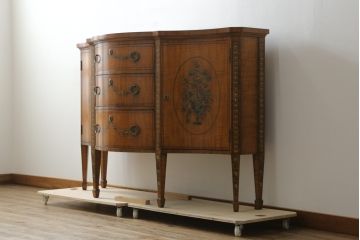 中古　美品　希少モデル　DREXEL HERITAGE(ドレクセルヘリテイジ)　Nine Elms(ナイン エルムス)　上品な佇まいが魅力的なサイドボード(サイドキャビネット、収納棚、戸棚、引き出し)(R-076013)