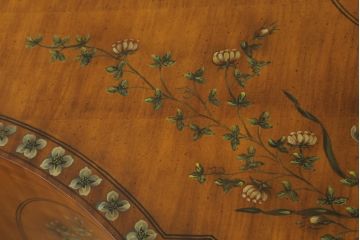 中古　美品　希少モデル　DREXEL HERITAGE(ドレクセルヘリテイジ)　Nine Elms(ナイン エルムス)　上品な佇まいが魅力的なサイドボード(サイドキャビネット、収納棚、戸棚、引き出し)(R-076013)