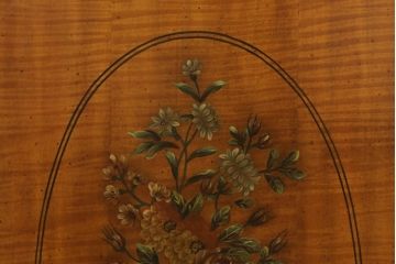 中古　美品　希少モデル　DREXEL HERITAGE(ドレクセルヘリテイジ)　Nine Elms(ナイン エルムス)　上品な佇まいが魅力的なサイドボード(サイドキャビネット、収納棚、戸棚、引き出し)(R-076013)