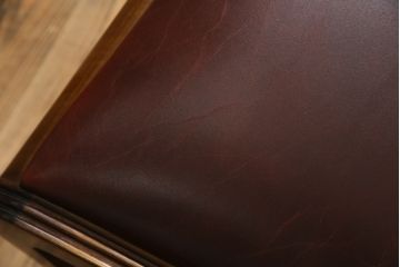中古　スペイン製　バロッサバレンティ(VARO,S.A. VALENTI)　緩やかな曲線を描くデザインが美しいダイニングチェア2脚セット(椅子、イス)(定価2脚で約30万円)(R-076018)