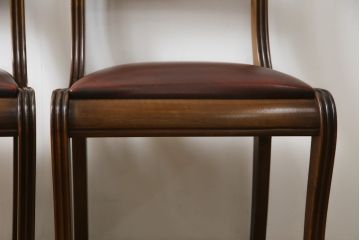 中古　スペイン製　バロッサバレンティ(VARO,S.A. VALENTI)　緩やかな曲線を描くデザインが美しいダイニングチェア2脚セット(椅子、イス)(定価2脚で約30万円)(R-076018)