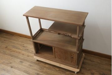 和製ビンテージ　高級杉材　流れるような美しい杢目が目を惹く飾り棚(茶棚、茶箪笥、収納棚、戸棚、キャビネット、ヴィンテージ)(R-076020)