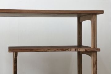 和製ビンテージ　高級杉材　流れるような美しい杢目が目を惹く飾り棚(茶棚、茶箪笥、収納棚、戸棚、キャビネット、ヴィンテージ)(R-076020)