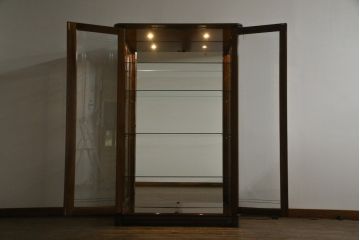 中古　イタリア製　Mobili Signoretto(モビリ シグノレット)　堂々とし佇まいが魅力的なガラスケース(キュリオケース、キャビネット、飾り棚、収納棚)(R-076022)
