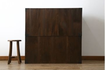 和製アンティーク　前面欅(ケヤキ)材　落ち着いた佇まいが魅力的な二段重ね仙台箪笥(収納箪笥、衣装箪笥、時代箪笥、引き出し)(R-076023)