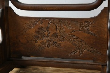 和製アンティーク　高級品!!　総桑材　上質な和の空間づくりにおすすめの彫刻入り姿見　(R-076026)