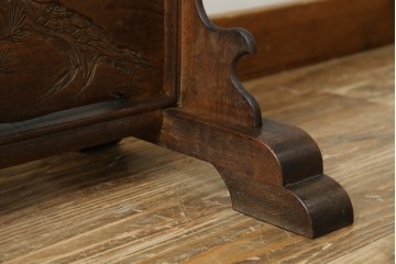 和製アンティーク　高級品!!　総桑材　上質な和の空間づくりにおすすめの彫刻入り姿見　(R-076026)