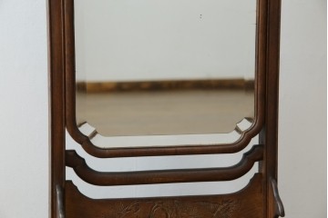 和製アンティーク　高級品!!　総桑材　上質な和の空間づくりにおすすめの彫刻入り姿見　(R-076026)