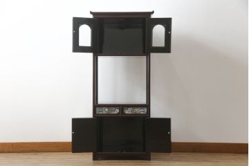 中古　韓国民芸家具　繊細な螺鈿(ラデン)細工が美しい飾り棚(収納棚、戸棚、店舗什器)(R-076027)