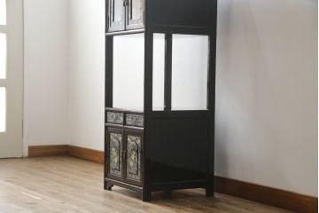 中古　韓国民芸家具　繊細な螺鈿(ラデン)細工が美しい飾り棚(収納棚、戸棚、店舗什器)(R-076027)
