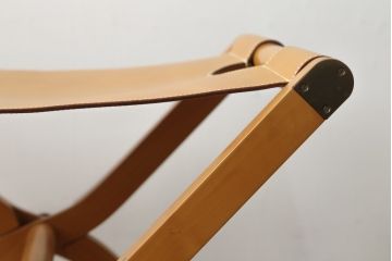 中古　HERMES(エルメス)　本革　PIPPAシリーズ　イエローカラーのレザーが魅力的な折り畳み式チェア(スツール、折りたたみ、イス)(定価約160万円)(R-076033)