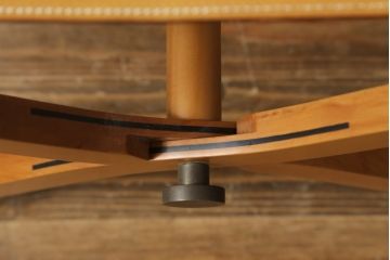 中古　HERMES(エルメス)　本革　PIPPAシリーズ　イエローカラーのレザーが魅力的な折り畳み式チェア(スツール、折りたたみ、イス)(定価約160万円)(R-076033)