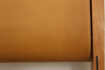 中古　HERMES(エルメス)　本革　PIPPAシリーズ　イエローカラーのレザーが魅力的な折り畳み式チェア(スツール、折りたたみ、イス)(定価約160万円)(R-076033)