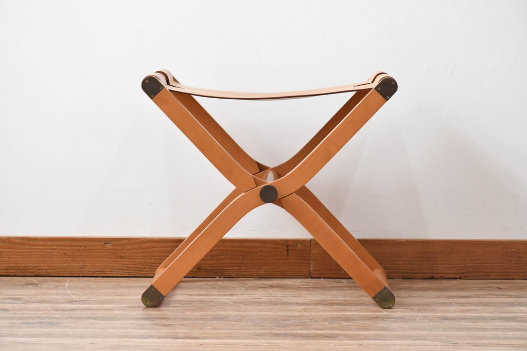 中古　HERMES(エルメス)　本革　PIPPAシリーズ　イエローカラーのレザーが魅力的な折り畳み式チェア　定価約160万円　(R-076033)