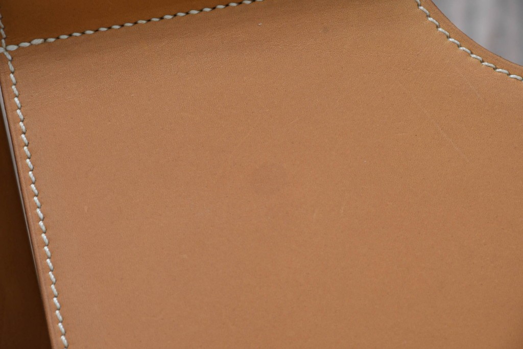 中古　HERMES(エルメス)　本革　PIPPAシリーズ　イエローカラーのレザーが魅力的な折り畳み式チェア　定価約160万円　(R-076033)