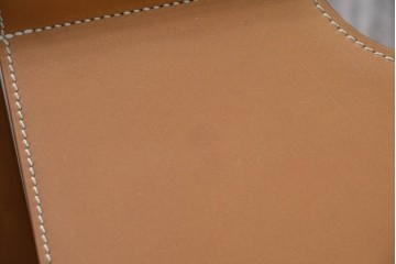 中古　HERMES(エルメス)　本革　PIPPAシリーズ　イエローカラーのレザーが魅力的な折り畳み式チェア　定価約160万円　(R-076033)