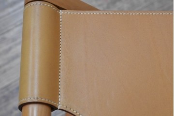 中古　HERMES(エルメス)　本革　PIPPAシリーズ　イエローカラーのレザーが魅力的な折り畳み式チェア　定価約160万円　(R-076033)