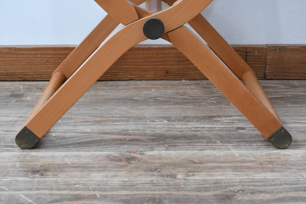 中古　HERMES(エルメス)　本革　PIPPAシリーズ　イエローカラーのレザーが魅力的な折り畳み式チェア　定価約160万円　(R-076033)