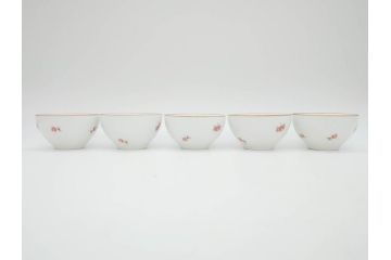 大倉陶園(OKURA、OAC)　小花　プチローズ　可憐で上品な雰囲気を醸し出す茶器セット(バラ、薔薇、急須、湯呑み5客、湯のみ、箱付き、洋食器)(R-076035)