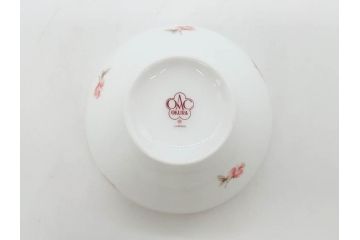 大倉陶園(OKURA、OAC)　小花　プチローズ　可憐で上品な雰囲気を醸し出す茶器セット(バラ、薔薇、急須、湯呑み5客、湯のみ、箱付き、洋食器)(R-076035)
