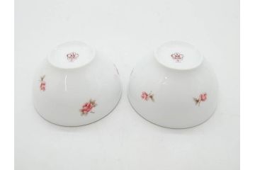 大倉陶園(OKURA、OAC)　小花　プチローズ　可憐で上品な雰囲気を醸し出す茶器セット(バラ、薔薇、急須、湯呑み5客、湯のみ、箱付き、洋食器)(R-076035)