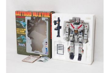 超時空要塞マクロス　バトロイド・バルキリー　VF-1J　1/55　タカトクトイス(おもちゃ、オモチャ、玩具、フィギュア、変形、箱付き)(R-076036)