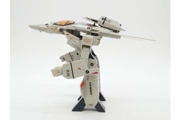超時空要塞マクロス　バトロイド・バルキリー　VF-1J　1/55　タカトクトイス(おもちゃ、オモチャ、玩具、フィギュア、変形、箱付き)(R-076036)