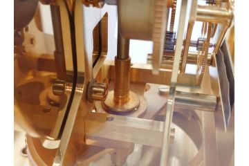 スイス　ジャガー・ルクルト　ATMOS　アトモス　空気で動く　置時計(JAEGER-LECOULTRE&CIE、ガス、箱付き、半永久)(R-076037)