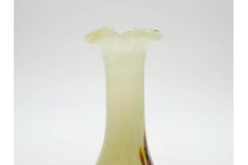 昭和レトロ　戦前　大正　可愛らしいデザインの古いマーブルガラス花瓶2個セット(フリル、色被せ、一輪挿し、花入、花器、硝子、吹きガラス)(R-076040)