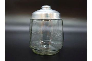 昭和レトロ　当時物　大正〜昭和初期　アルミ蓋　昔懐かしい雰囲気漂うガラス瓶3個セット(キャニスター、ガラスビン、硝子、菓子瓶、フタ付き)(R-076042)