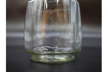 昭和レトロ　当時物　大正〜昭和初期　アルミ蓋　昔懐かしい雰囲気漂うガラス瓶3個セット(キャニスター、ガラスビン、硝子、菓子瓶、フタ付き)(R-076042)