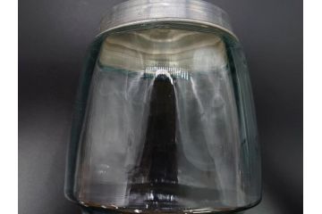 昭和レトロ　当時物　大正〜昭和初期　アルミ蓋　昔懐かしい雰囲気漂うガラス瓶3個セット(キャニスター、ガラスビン、硝子、菓子瓶、フタ付き)(R-076042)