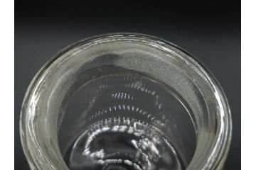 アンティーク雑貨　昭和レトロ　お洒落なインテリアとしても活躍してくれる蓋付きガラス瓶3個セット(キャニスター、硝子、ガラスビン、菓子瓶、フタ付き、MADE IN OCCUPIED JAPAN(占領下の日本製)、オキュパイド ジャパン)(R-076043)