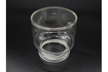 アンティーク雑貨　昭和レトロ　お洒落なインテリアとしても活躍してくれる蓋付きガラス瓶3個セット(キャニスター、硝子、ガラスビン、菓子瓶、フタ付き、MADE IN OCCUPIED JAPAN(占領下の日本製)、オキュパイド ジャパン)(R-076043)