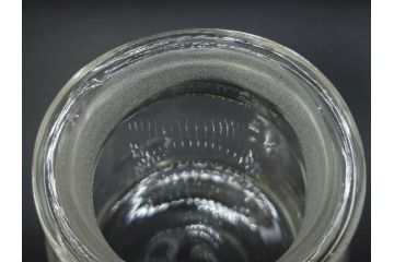 アンティーク雑貨　昭和レトロ　お洒落なインテリアとしても活躍してくれる蓋付きガラス瓶3個セット(キャニスター、硝子、ガラスビン、菓子瓶、フタ付き、MADE IN OCCUPIED JAPAN(占領下の日本製)、オキュパイド ジャパン)(R-076044)
