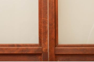 アンティーク建具　明るい木色が温かみを感じるガラス戸2枚セット(引き戸)(R-076047)