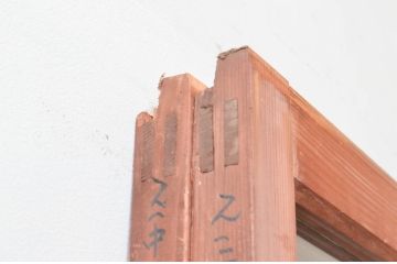 アンティーク建具　趣ある木味が魅力的なガラス戸2枚セット(引き戸)(R-076054)