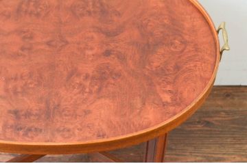 中古　美品　DREXEL HERITAGE(ドレクセルヘリテイジ)　FRANCHESCA(フランチェスカ)　キャスター付きで便利! クラシカルなツインカクテルテーブル(サイドテーブル、ワゴン、トロリー、コーヒーテーブル)(R-076056)