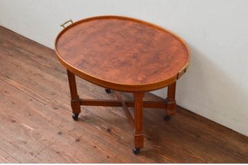中古　美品　DREXEL HERITAGE(ドレクセルヘリテイジ)　FRANCHESCA(フランチェスカ)　キャスター付きで便利! クラシカルなツインカクテルテーブル(サイドテーブル、ワゴン、トロリー、コーヒーテーブル)(R-076056)