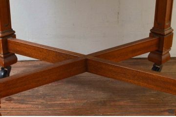 中古　美品　DREXEL HERITAGE(ドレクセルヘリテイジ)　FRANCHESCA(フランチェスカ)　キャスター付きで便利! クラシカルなツインカクテルテーブル(サイドテーブル、ワゴン、トロリー、コーヒーテーブル)(R-076056)